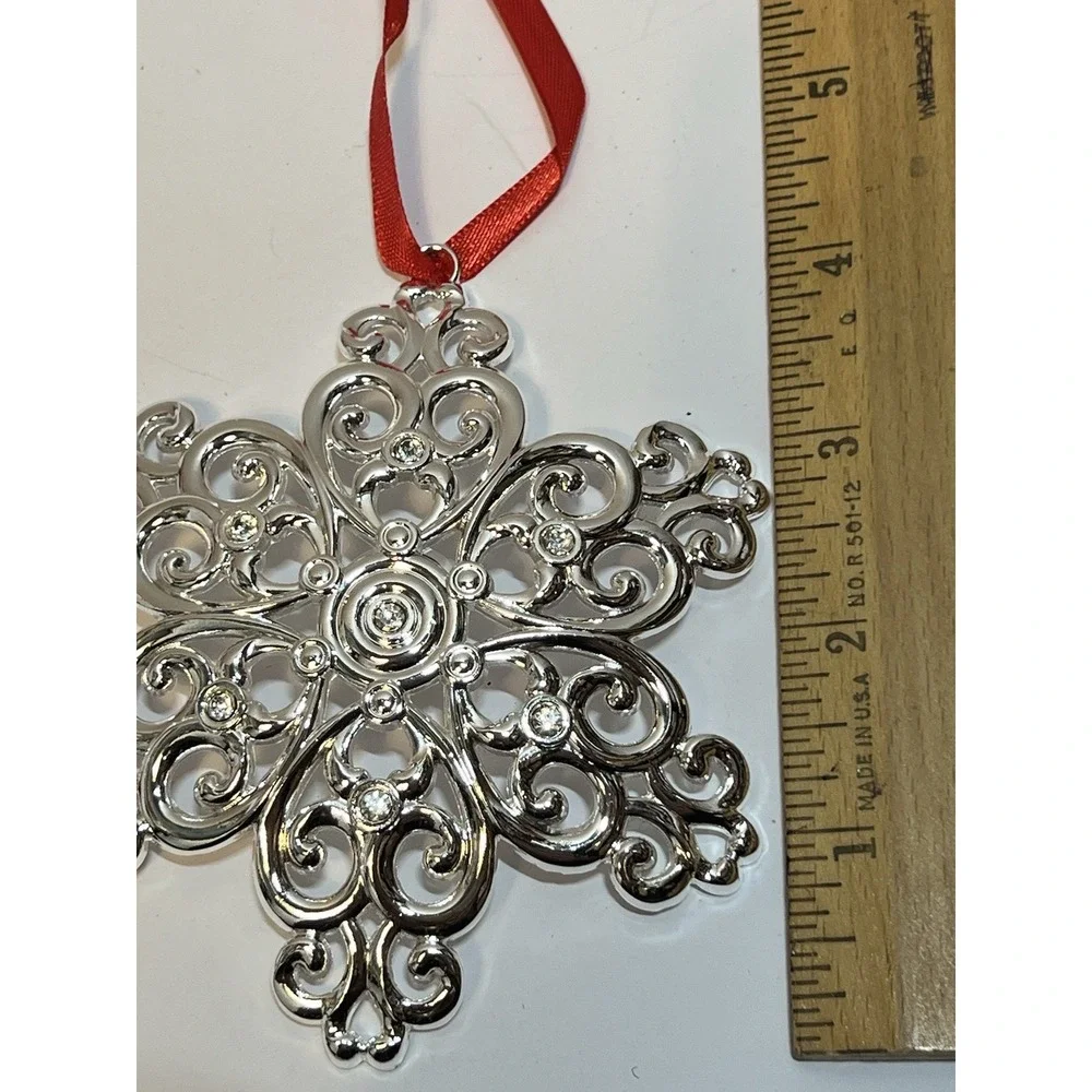 Lenox sparkle scroll
